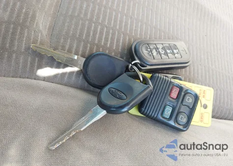 2006 Ford Explorer Xlt z USA, uszkodzony, nr VIN 1FMEU73E36UB69694